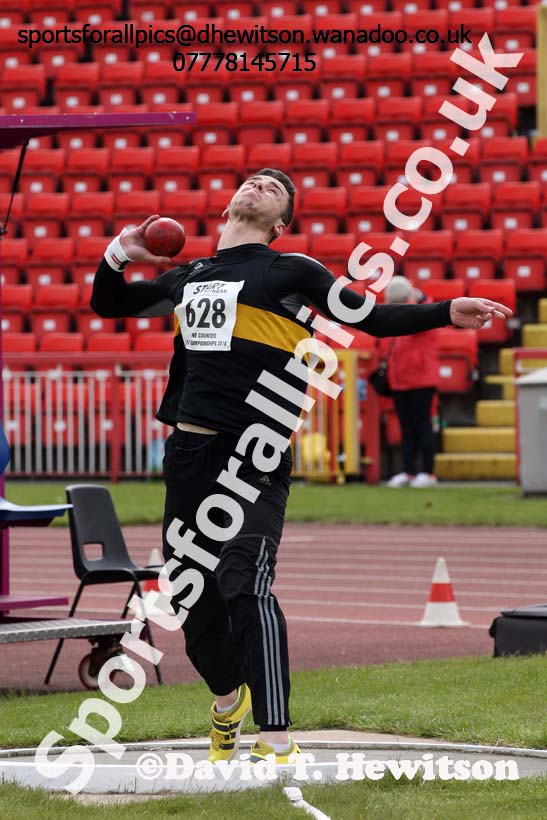 Mens under-20s shot putt, North Eastern Track and Field Champs, Gateshead Stadium. Photo: David T. Hewitson/Sports for All Pics